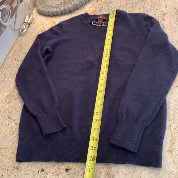 Bruno Magli Cashmere Navy Blue Sweater with Gold Chain Accent Size Small - Picture 7 of 7